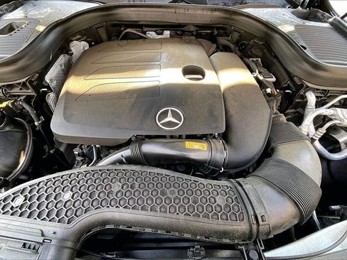 Certified 2022 Mercedes-Benz GLC 300 4MATIC image 9