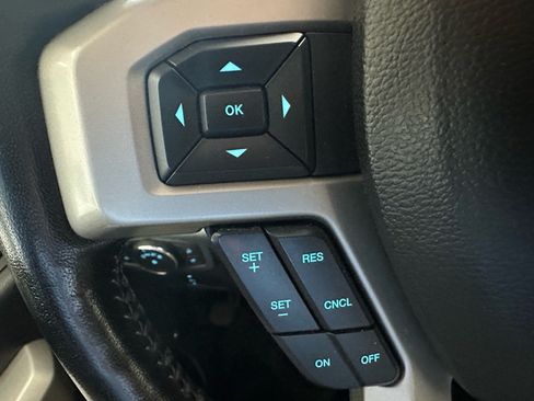 Used 2022 Ford F250 Lariat w/ Chrome Package AWD/4WD image 38