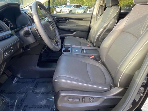 Used 2025 Honda Odyssey Elite image 14