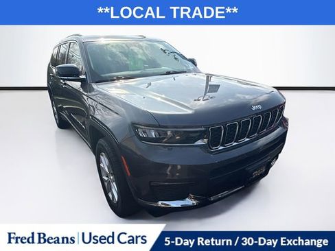 Used 2022 Jeep Grand Cherokee L Limited AWD/4WD image 1