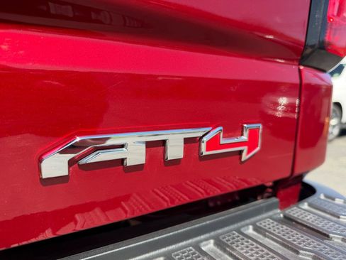 Used 2026 GMC Sierra 1500 AT4 w/ AT4 Premium Package AWD/4WD image 11