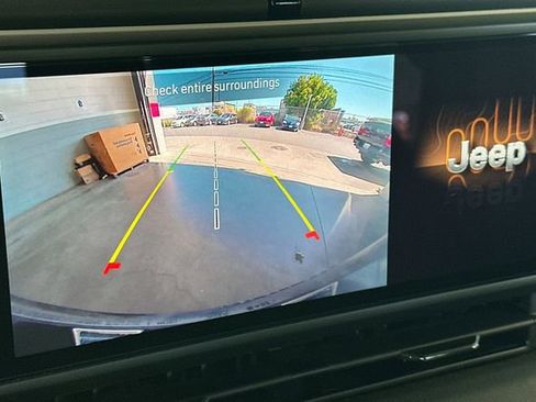 Used 2024 Jeep Wrangler Unlimited Sahara w/ Safety Group AWD/4WD image 22