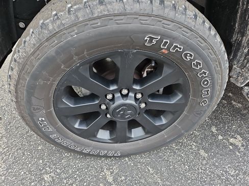 Used 2024 RAM 2500 Big Horn w/ Night Edition image 4