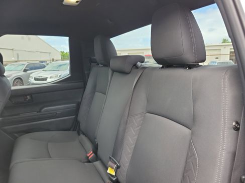Used 2024 Toyota Tacoma SR5 AWD/4WD image 10