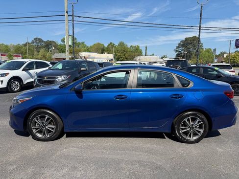 Used 2024 Kia Forte LXS image 8