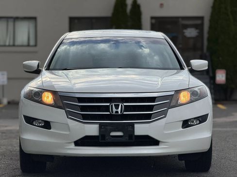 Used 2011 Honda Crosstour EX-L image 3