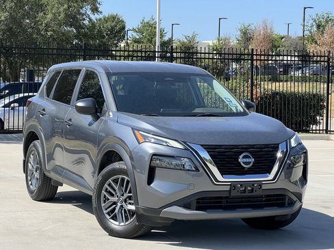 Certified 2023 Nissan Rogue S FWD image 1