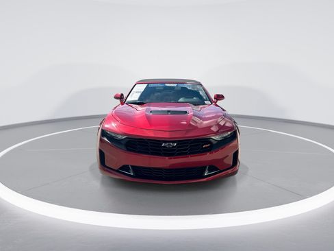 Used 2021 Chevrolet Camaro LT w/ RS Package RWD image 3