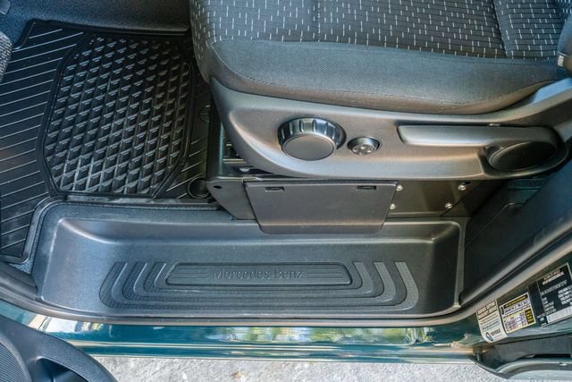 Used 2021 Mercedes-Benz Metris Passenger image 18