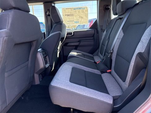 New 2025 Ford Bronco 4-Door image 31