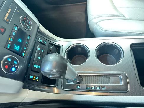 Used 2012 Chevrolet Traverse LTZ image 26