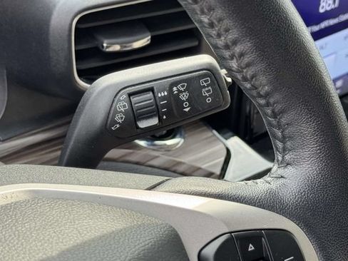 Certified 2023 Ford Explorer Limited w/ Limited Technology Package AWD/4WD image 29