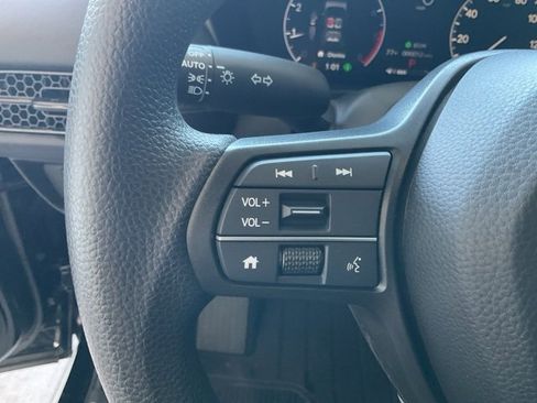 New 2026 Honda HR-V LX image 9