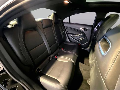Used 2019 Mercedes-Benz CLA 250 4MATIC image 20