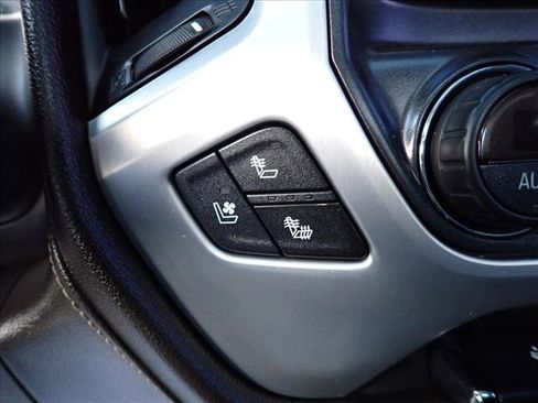 Used 2016 GMC Sierra 1500 SLT w/ Suspension Package, Off-Road image 22