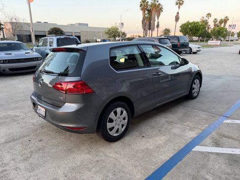 Used 2015 Volkswagen Golf Launch Edition FWD image 11