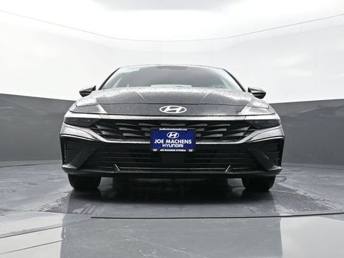 New 2026 Hyundai Elantra SEL Sport Premium FWD image 31