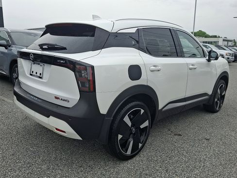 Certified 2025 Nissan Kicks SR AWD/4WD image 7