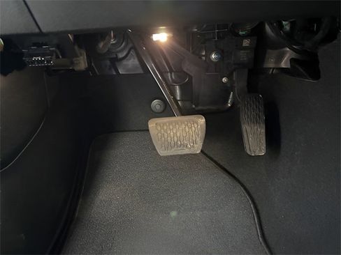 New 2026 Jeep Wrangler Sport S image 15