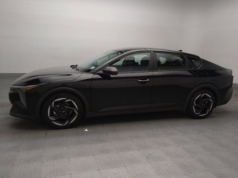 Used 2025 Kia K4 EX FWD image 2