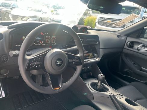 Certified 2026 Nissan Z Sport w/ Floor Mat Package RWD image 21