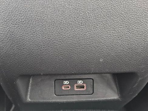 Used 2024 Nissan Altima 2.5 SV FWD image 16