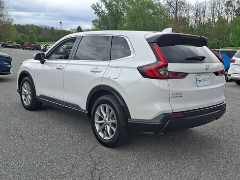 Used 2023 Honda CR-V EX image 4