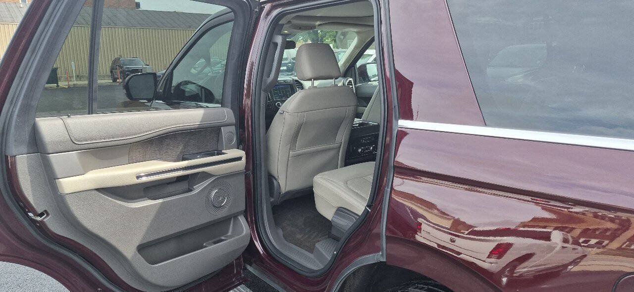 Used 2021 Ford Expedition Limited AWD/4WD image 34