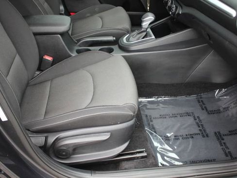 Used 2024 Kia Forte LXS w/ LXS Technology Package FWD image 29