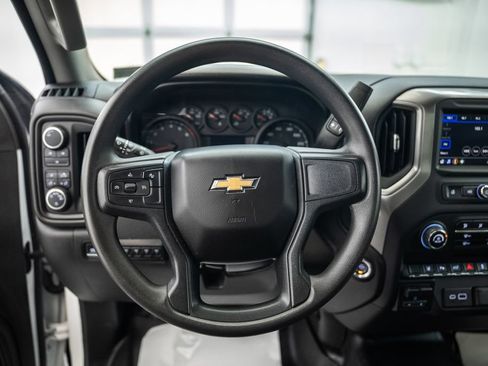 Used 2025 Chevrolet Silverado 3500 W/T w/ WT/CX Safety Package AWD/4WD image 35