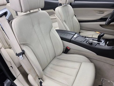 Used 2012 BMW 650i Convertible RWD image 31