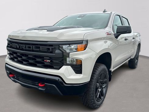 New 2026 Chevrolet Silverado 1500 Custom Trail Boss w/ LPO, Dark Essentials Package AWD/4WD image 1