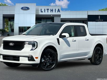 New 2025 Ford Maverick Lobo