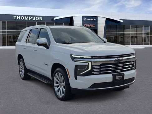 Used 2025 Chevrolet Tahoe Premier AWD/4WD image 1
