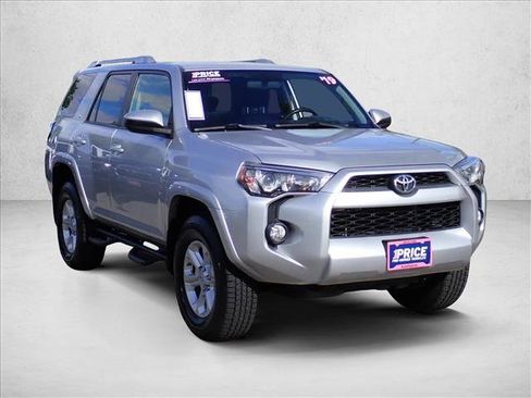 Used 2016 Toyota 4Runner SR5 AWD/4WD image 6