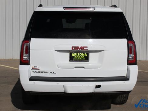 Used 2020 GMC Yukon XL SLT image 6
