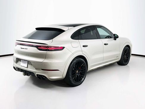 Certified 2022 Porsche Cayenne GTS image 9