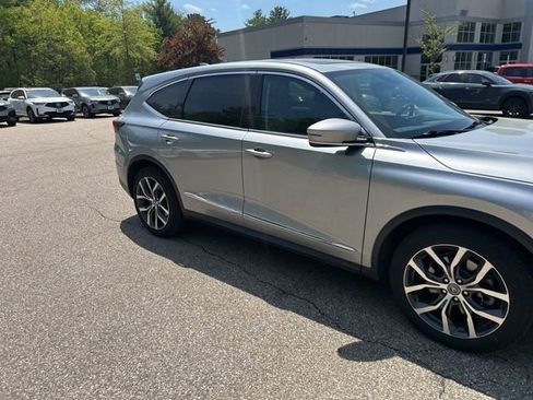 Used 2023 Acura MDX SH-AWD w/ Technology Package image 14