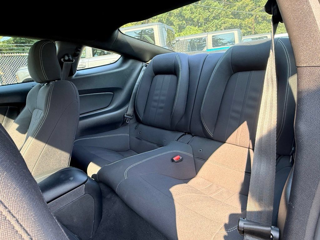 Used 2022 Ford Mustang GT w/ Equipment Group 301A RWD image 19