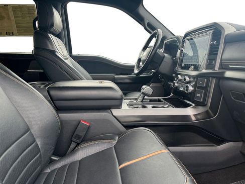 Used 2023 Ford F150 Platinum image 24