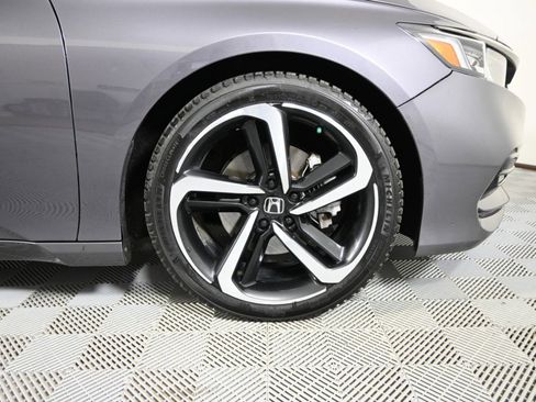Used 2018 Honda Accord Sport image 15