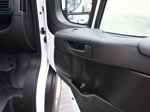 New 2026 RAM ProMaster 3500 w/ Cold Weather Group image 31