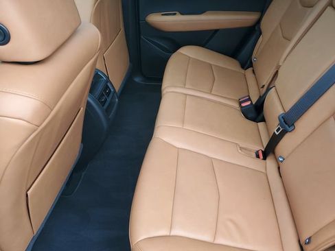 Certified 2024 Cadillac XT5 Premium Luxury w/ LPO, Floor Liner Package AWD/4WD image 32