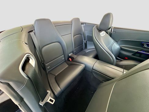 Used 2023 Mercedes-Benz SL 43 AMG w/ Driver Assistance Package image 27