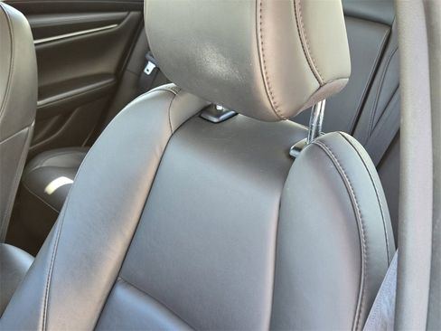 Used 2024 MAZDA MAZDA3 s image 20