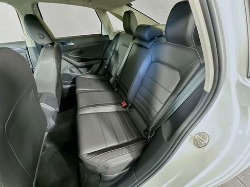 Used 2024 Volkswagen Jetta SE FWD image 30