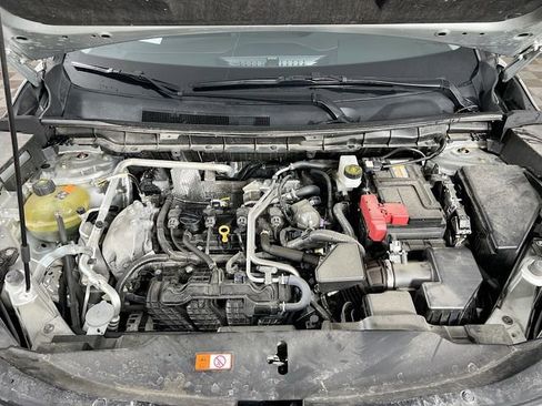 Used 2025 Mitsubishi Outlander SE image 29