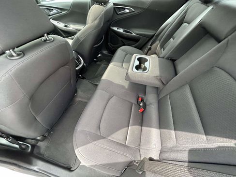 Used 2024 Chevrolet Malibu LT FWD image 12