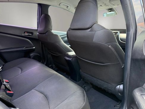 Used 2019 Toyota Prius LE w/ Carpet Mat Package FWD image 33
