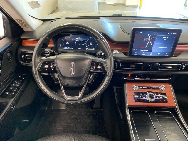 Certified 2023 Lincoln Aviator Reserve w/ Equipment Group 201A AWD/4WD image 13